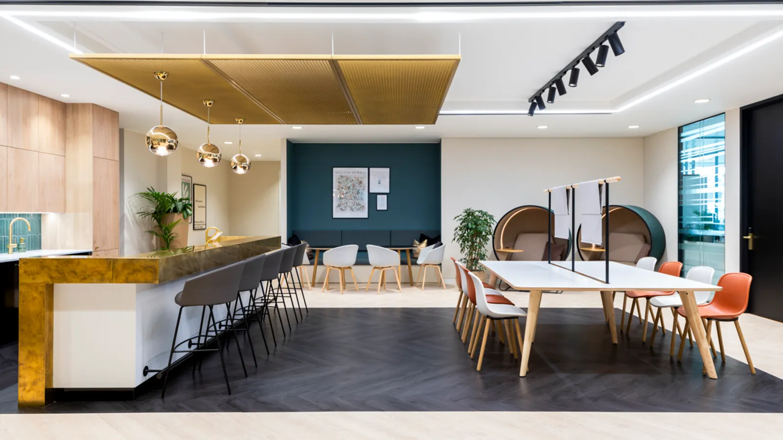 Area Orega Office Curator SMALL 27